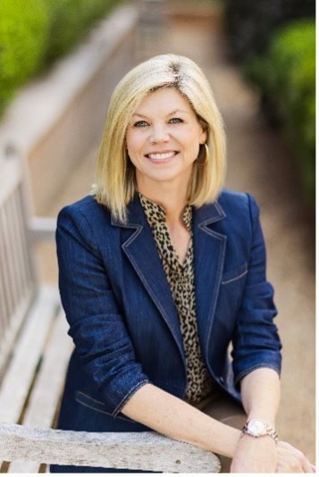 Lisa Lemke Esq