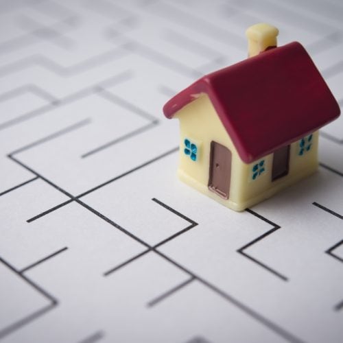 House,In,Complex,Maze.,Home,Finance,,Housing,Problem,And,Solution,