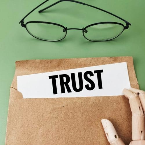 Trust,Concept,With,Brown,Envelope,,Sealed,Letter,,And,Pen,,Symbolizing