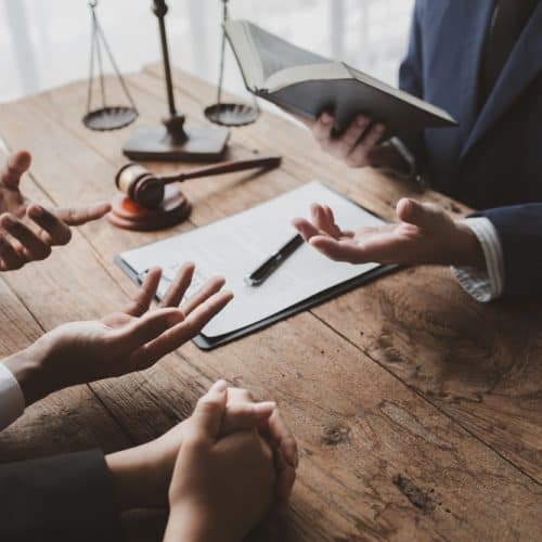 Lawyers,Provide,Legal,Advice.,Clients,Who,Are,Being,Prosecuted,By