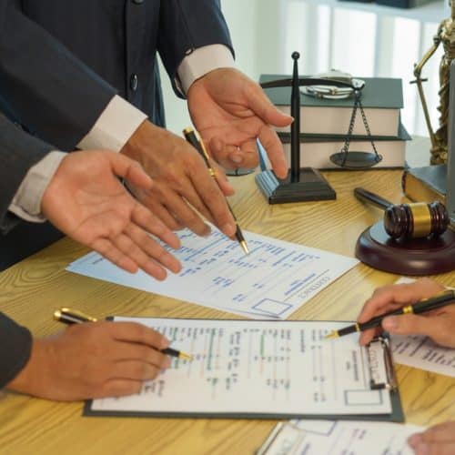 A,Team,Of,Lawyers,Shares,Knowledge,And,Discusses,Difficult,Cases.